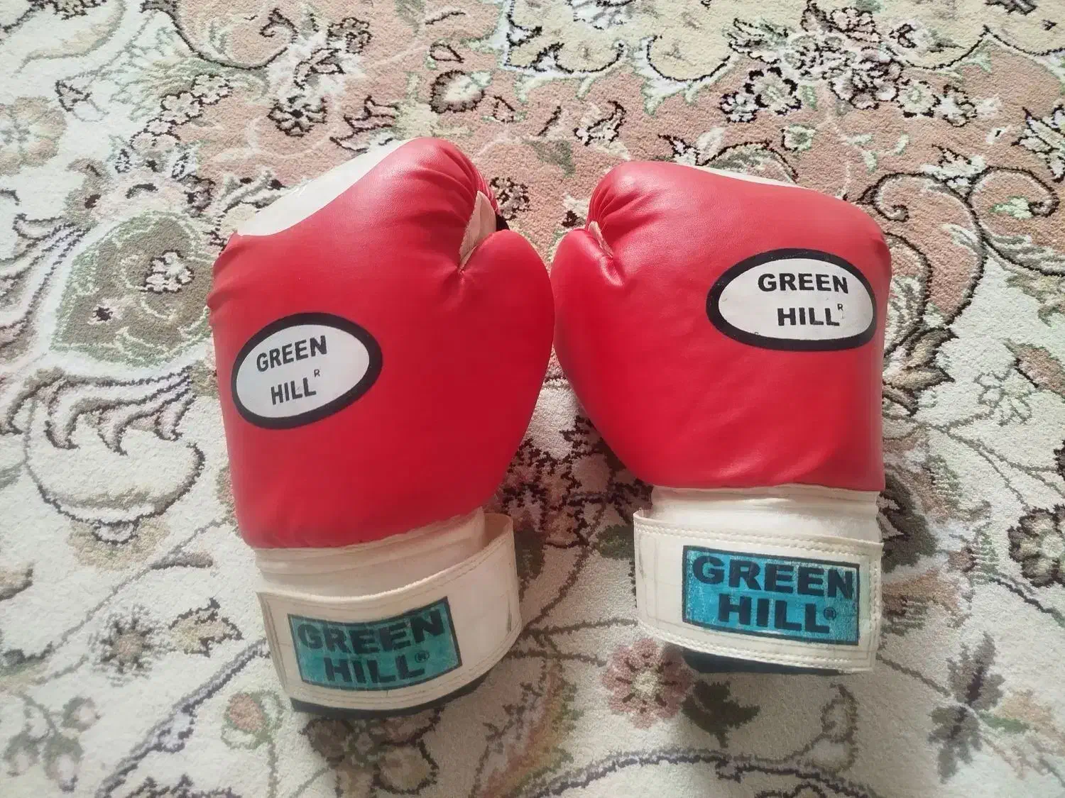 فروش دستکش بوکس|تجهیزات ورزشی|نورآباد, |دیوار