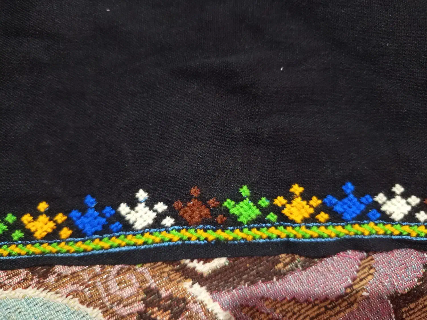 شال|لباس|بم, |دیوار