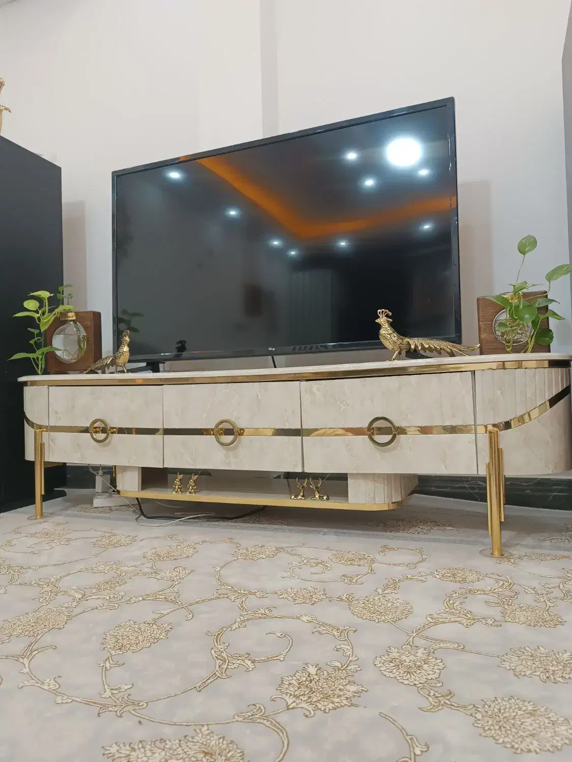 آینه وکنسول و میز تلویزیون سرامیکی|بوفه، ویترین، کنسول|پاکدشت, حصار امیر|دیوار