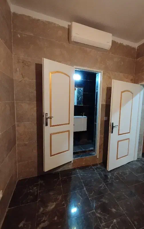 آپارتمان اداری / مسکونی / بازسازی شده