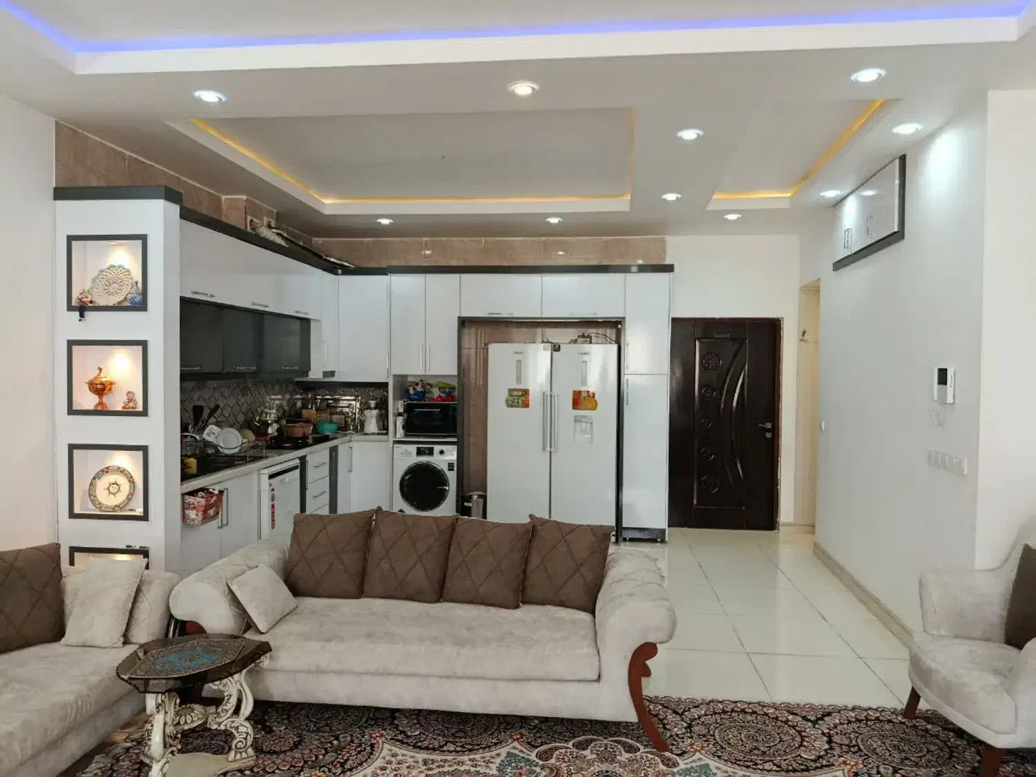 اپارتمان طبقه اول خ خرداد|اجارهٔ آپارتمان|کاشمر, |دیوار