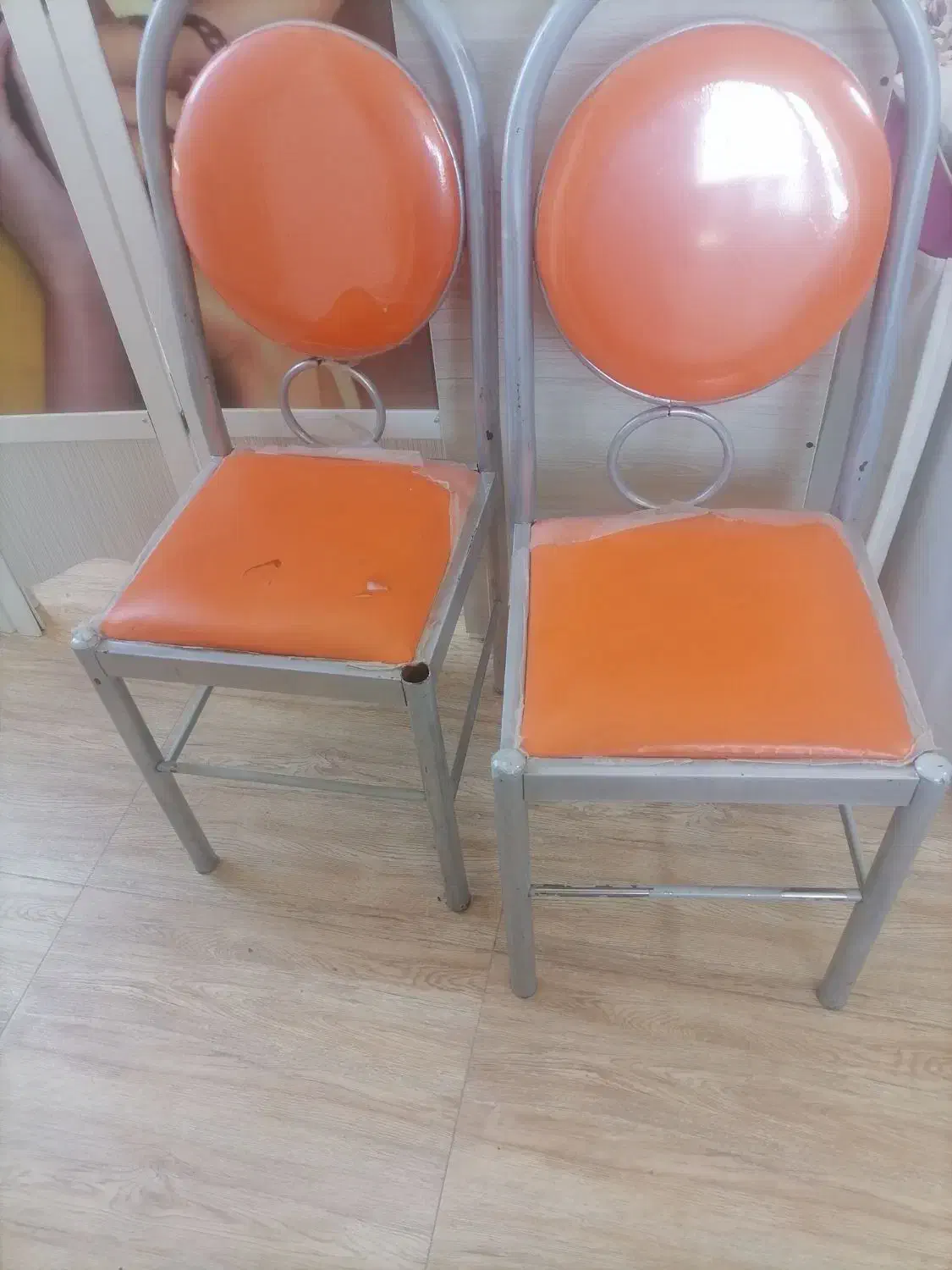 صندلی|صندلی و نیمکت|زرند, |دیوار