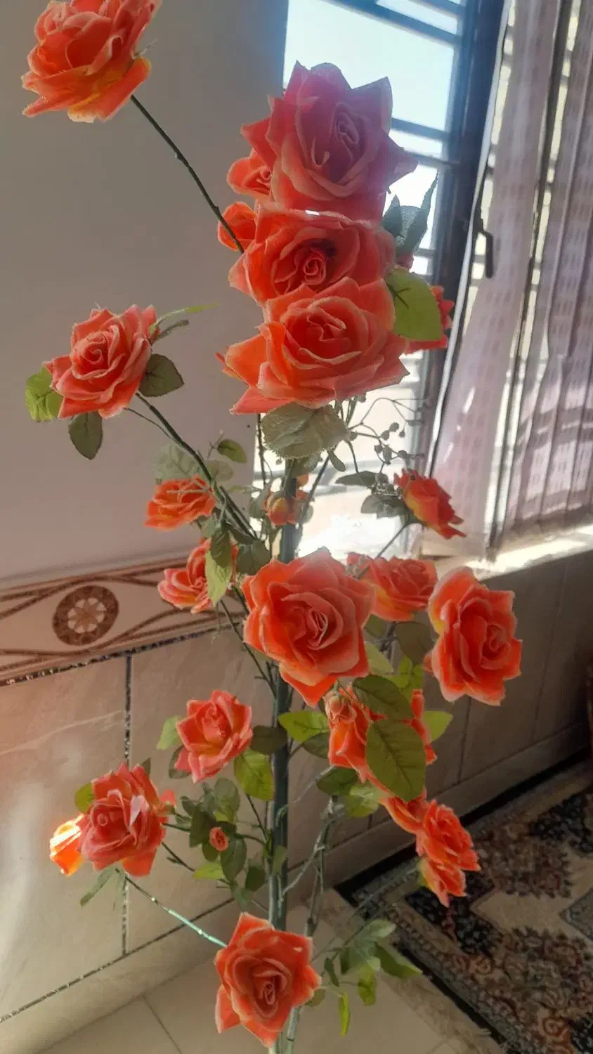 گل مصنوعی|گل مصنوعی|شیراز, کوشک میدان|دیوار