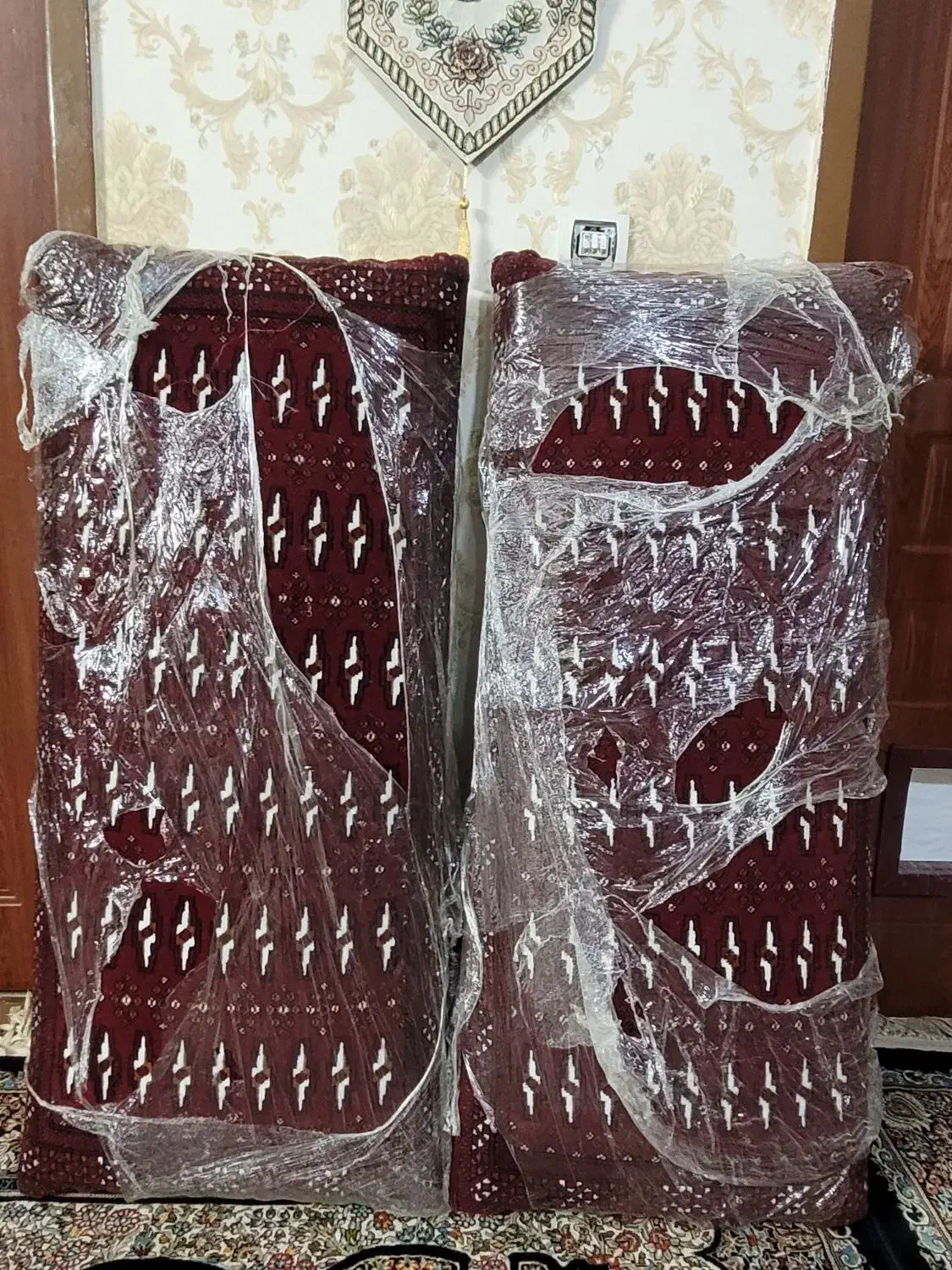 یک جفت پشتی نو|پشتی|مشهد, بهمن|دیوار