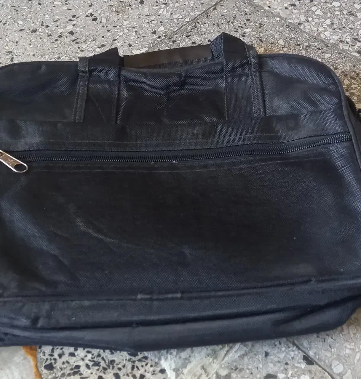 کیف مدرسه یا کیف لب تاب|کیف، کفش، کمربند|بروجرد, |دیوار