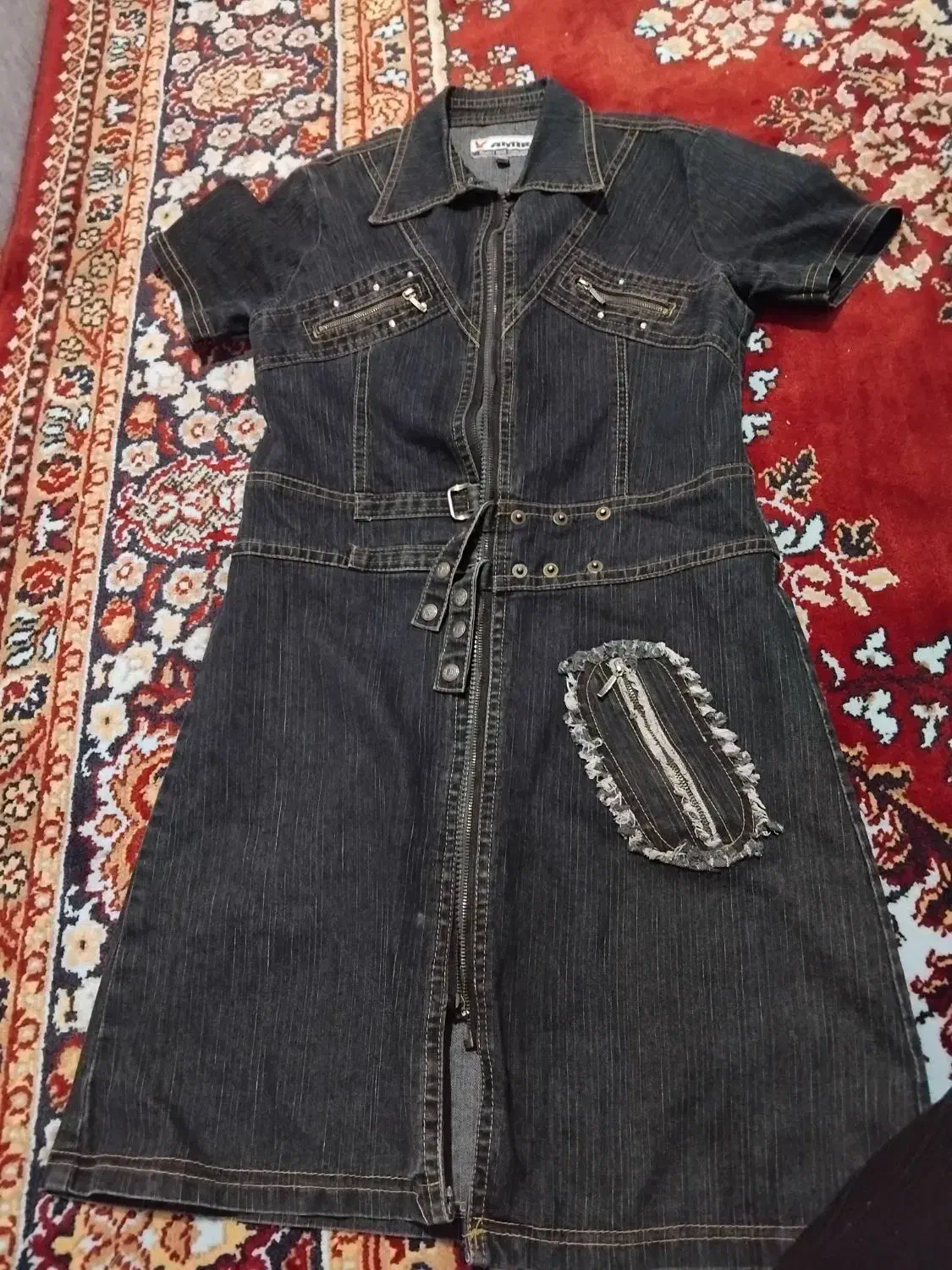 لباس زمستونی|لباس|خاش, |دیوار