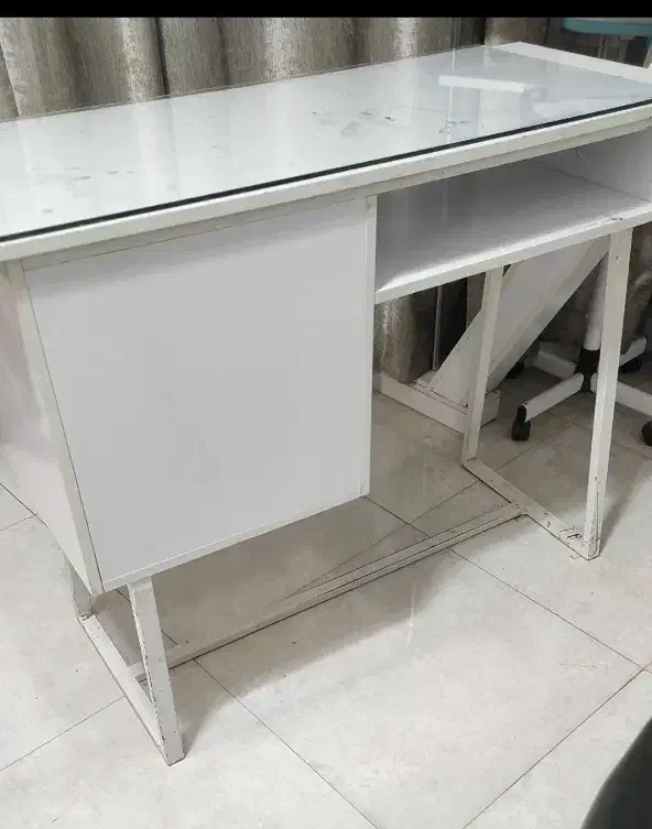 فروشی|آرایشگاه و سالن‌های زیبایی|محمدیه-قزوین, |دیوار