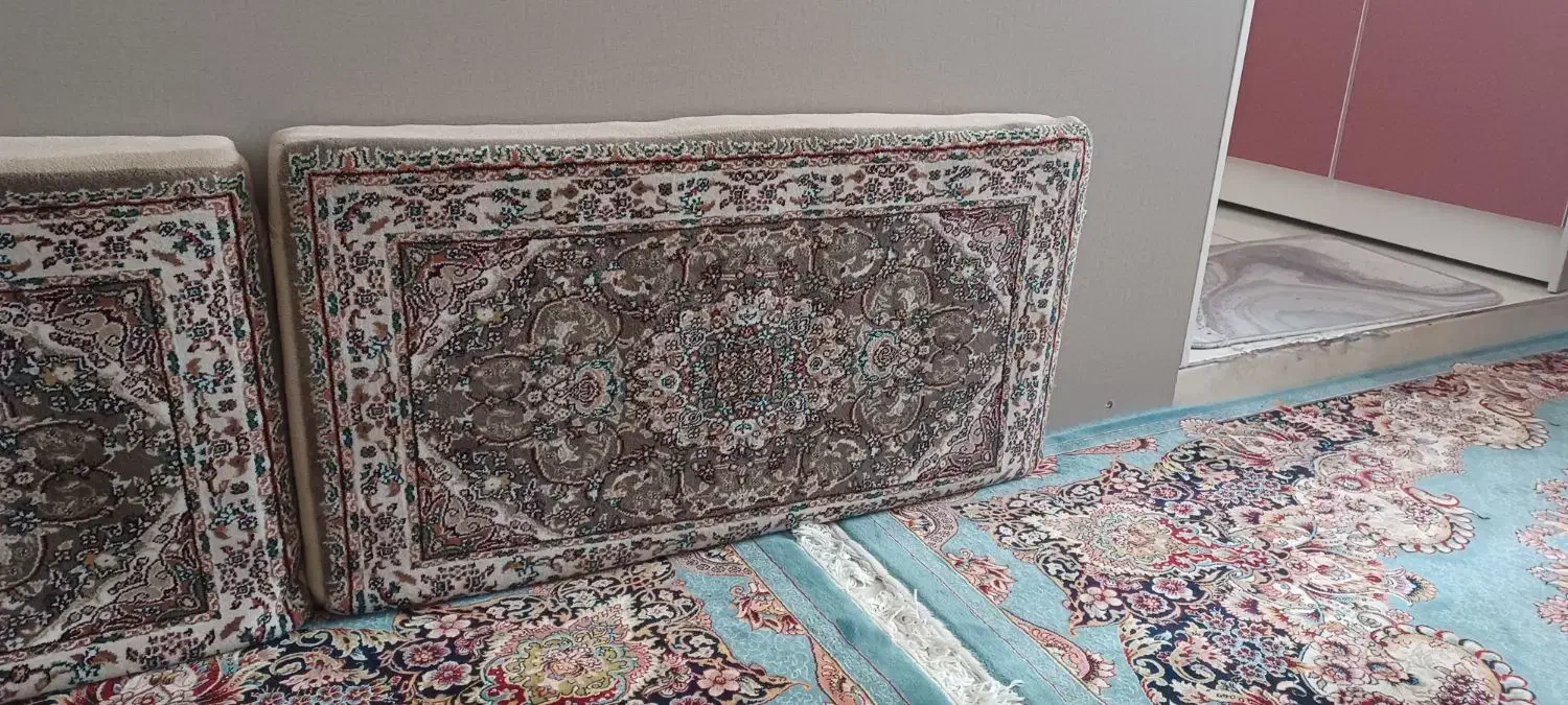 پشتی درجه یک|پشتی|مراغه, |دیوار