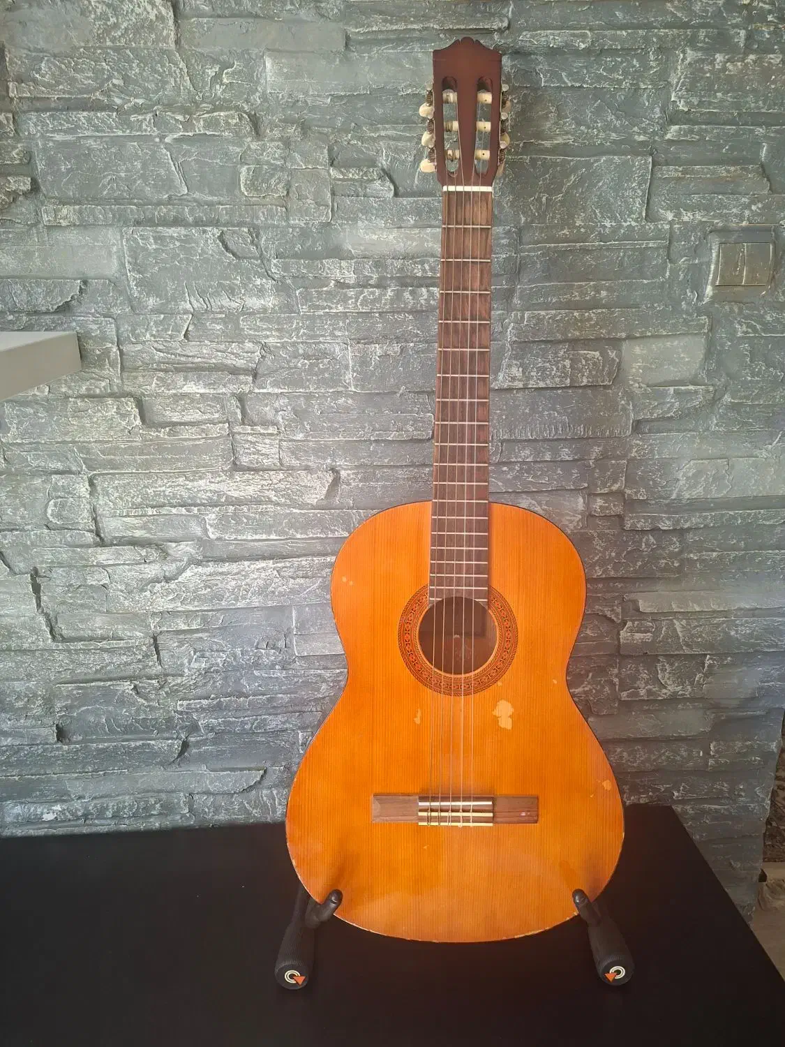 گیتار یاماها YAMAHA C40|گیتار، بیس، امپلیفایر|کرج, فاز ۴ مهرشهر|دیوار