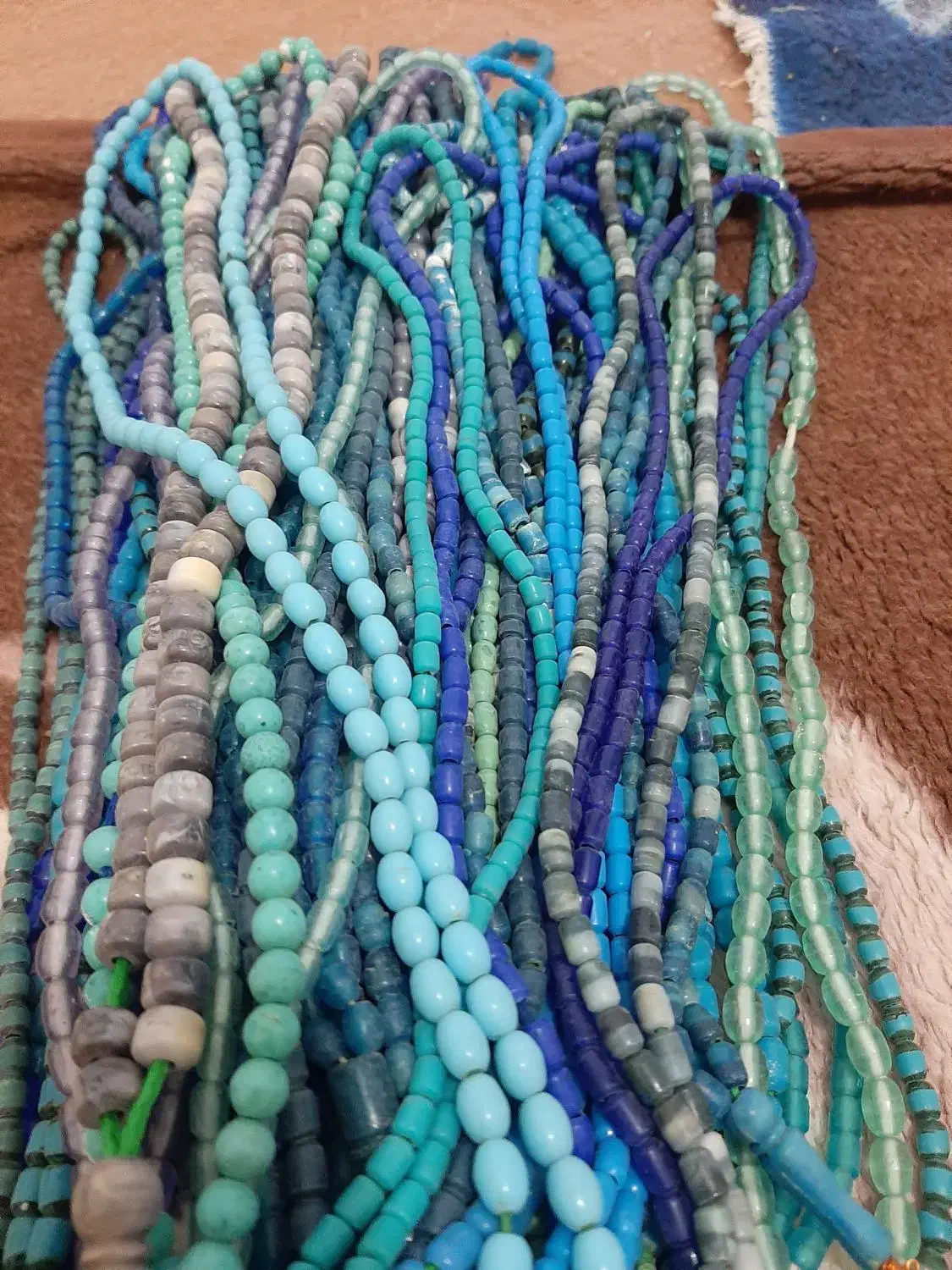 تسبیح|کلکسیون اشیاء عتیقه|جلگه ماژان, |دیوار