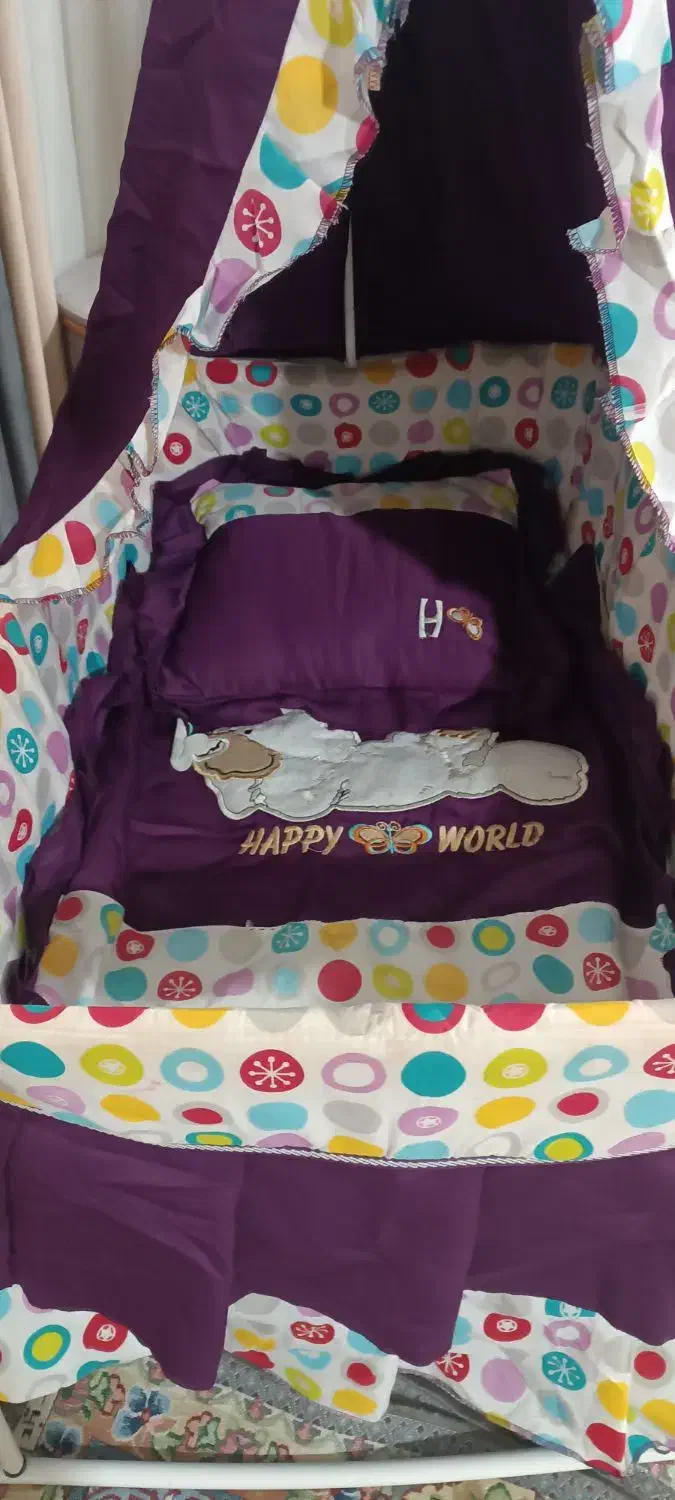 گهواره وکریر درحدنو|کالسکه و لوازم جانبی|چهارباغ, |دیوار