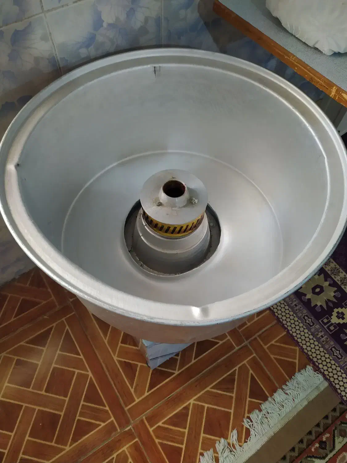 دستگاه پشمک ساز|سایر لوازم برقی|کهنوج, |دیوار