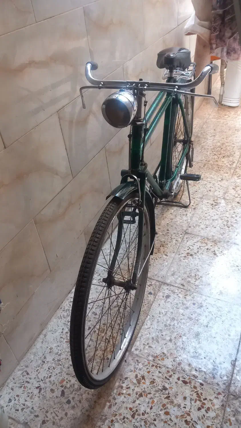 دوچرخه قدیمی سایز۲۸|دوچرخه، اسکیت، اسکوتر|اقبالیه, |دیوار