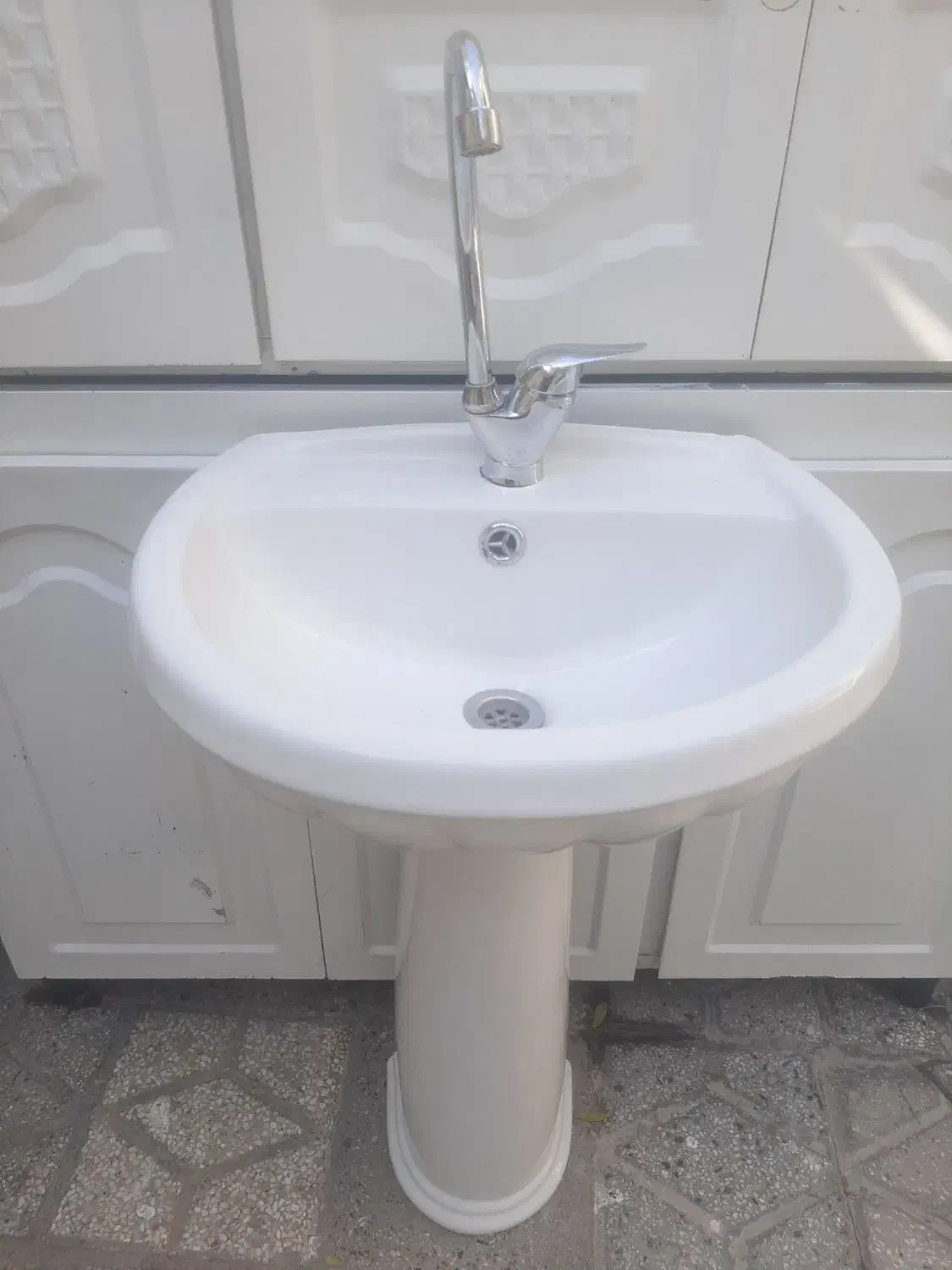 روشویی دوعدد باشیراهرم درحد نو|لوازم سرویس بهداشتی|بروجرد, |دیوار