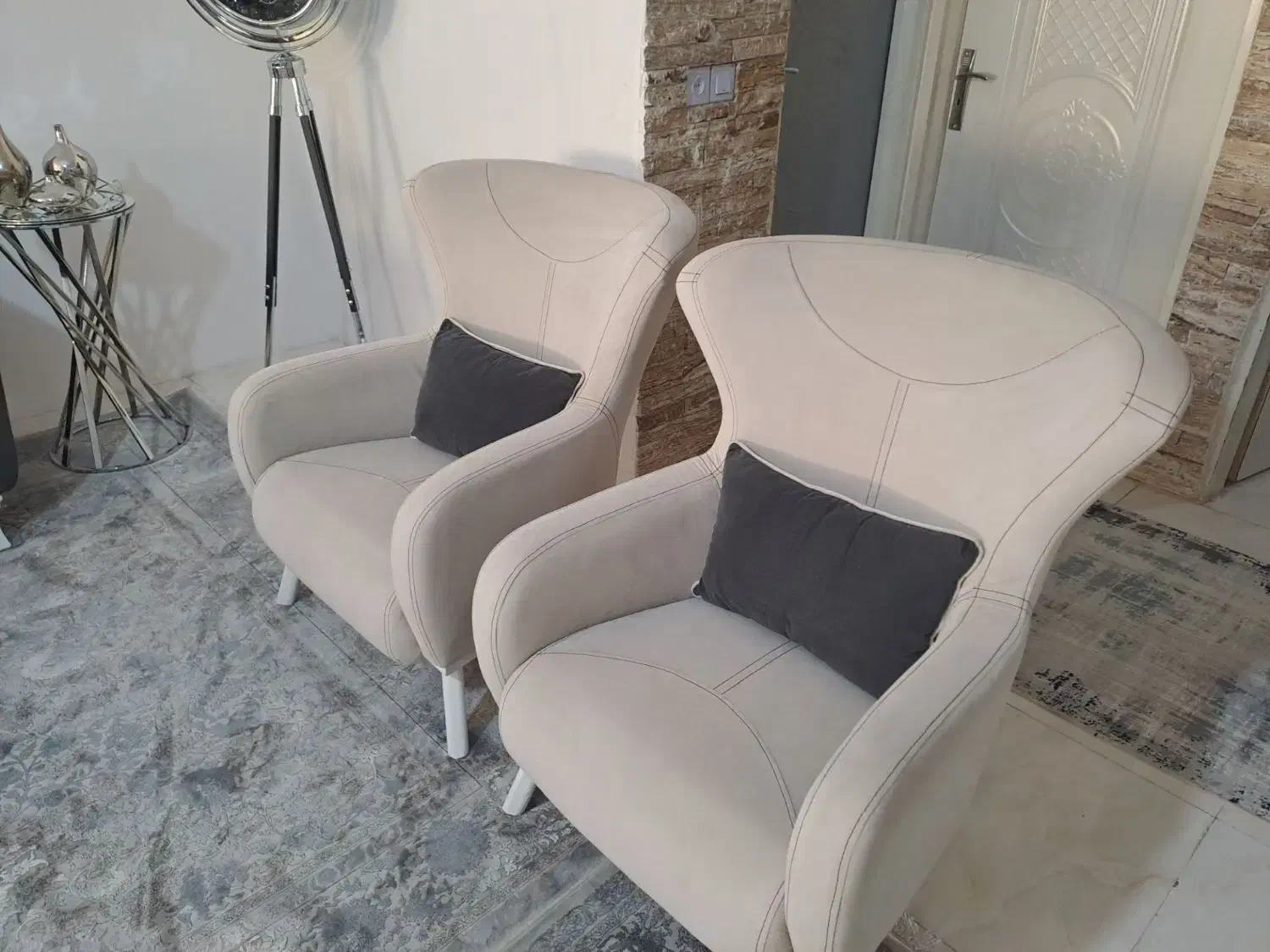 مبل هفت نفره با میز غذا خوری چهار نفره|مبلمان خانگی و میز عسلی|پاکدشت, حصار امیر|دیوار