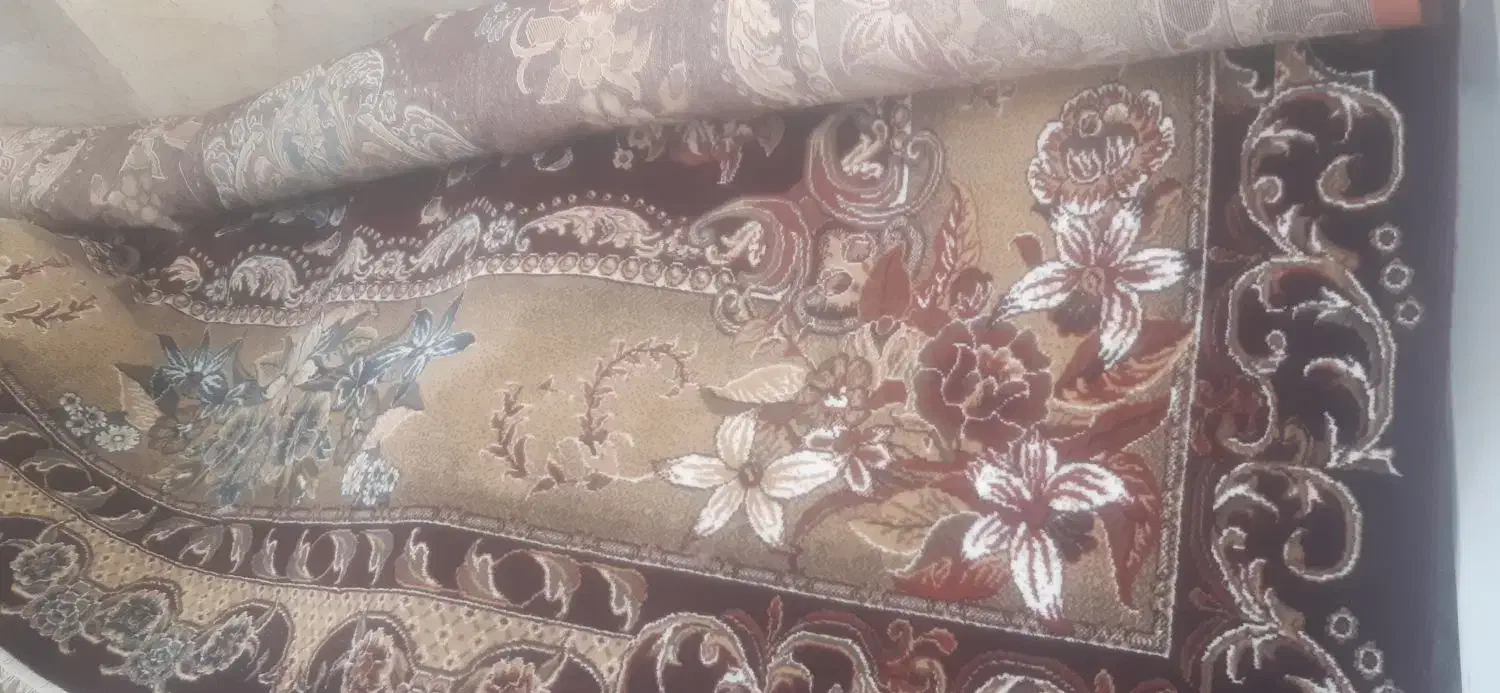 فرش ۳در۴ یک عدد در حد نو|فرش|زبرخان, |دیوار