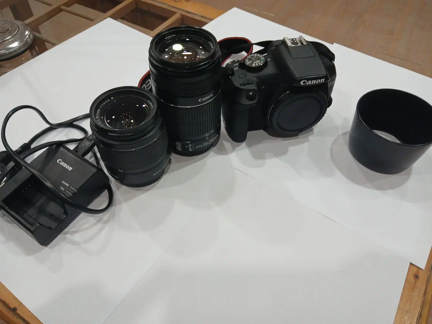 دوربین ۲۰۰۰d کنون بالنز ۱۸ ۵۵ و ۵۵ ۲۵۰|دوربین عکاسی و فیلم‌برداری|بندرعباس, |دیوار