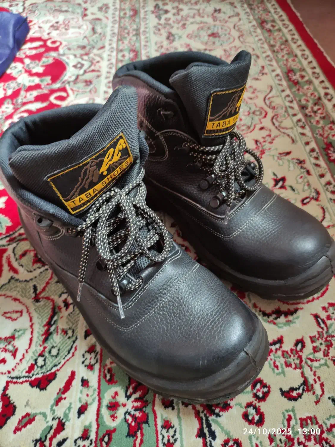 کفش ایمنی و کوهنوردی|کیف، کفش، کمربند|زنجان, |دیوار