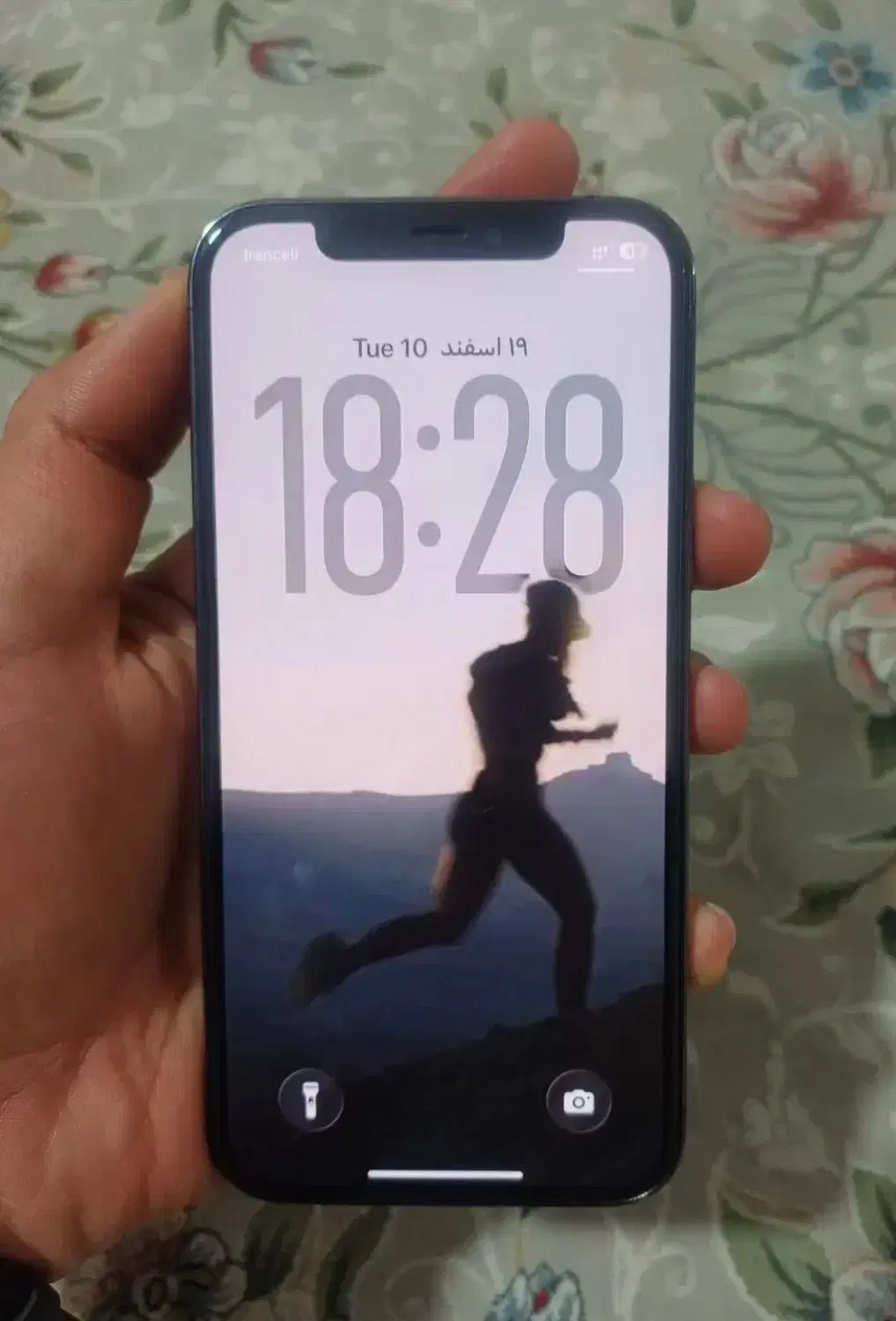 12 pro|موبایل|شیراز, شیخ روزبهان|دیوار