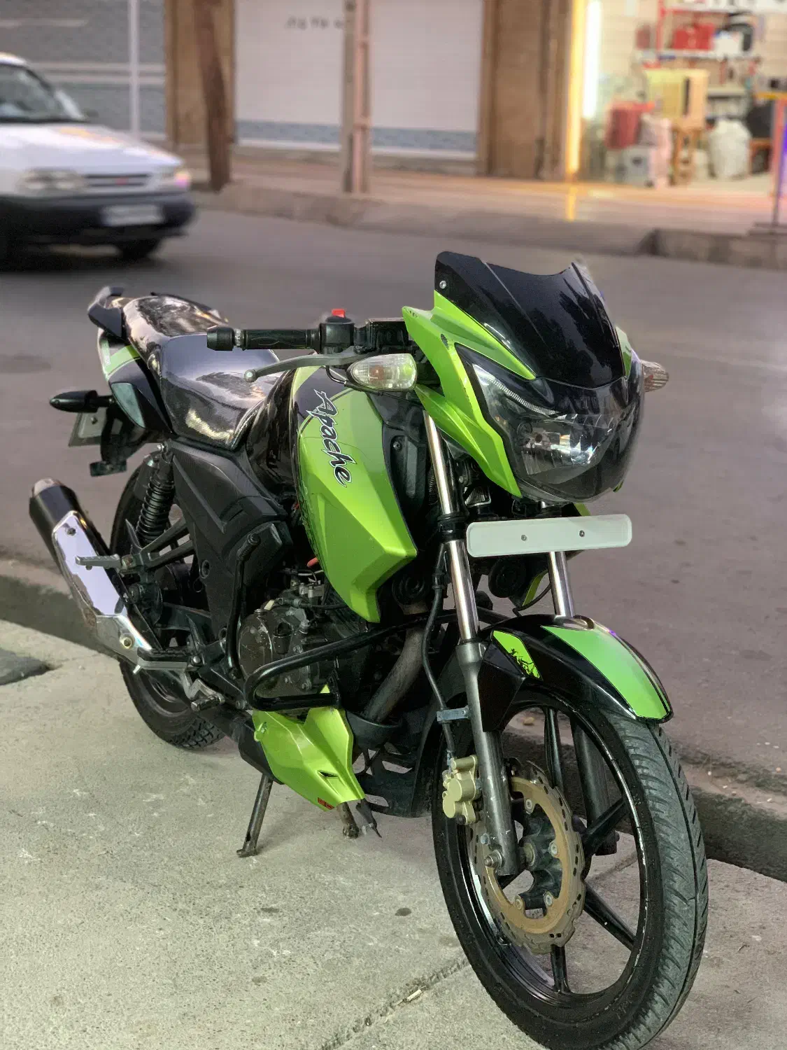 آپاچی|موتورسیکلت|درگز, |دیوار