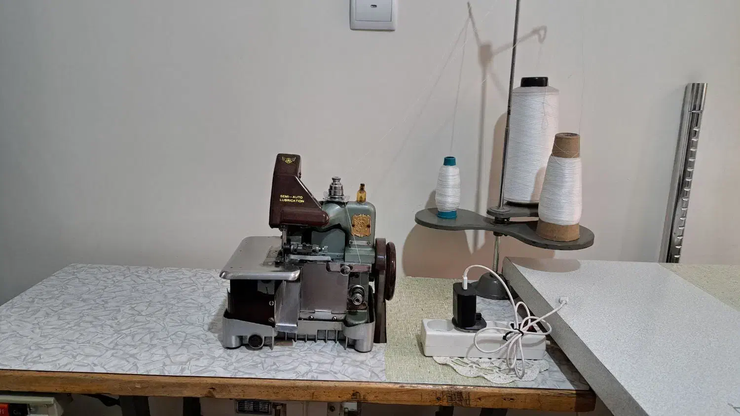 چرخ خیاطی راسته دوز و سردوز|چرخ خیاطی و ریسندگی|تهران, شهرک ولیعصر شمالی|دیوار