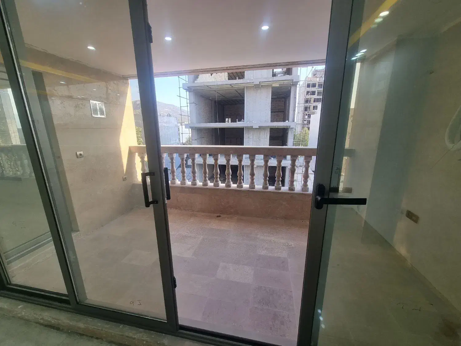 ۲۱۲متر آپارتمان کلیداول  فروش سعدی|فروش آپارتمان|یاسوج, |دیوار