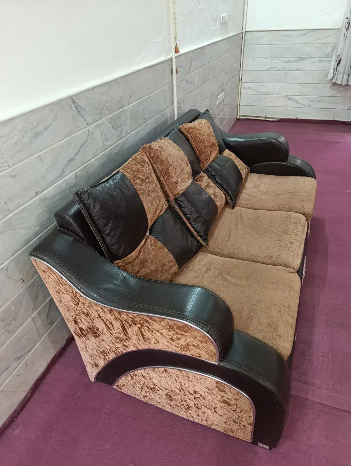 مبل ۶ نفره|مبلمان خانگی و میز عسلی|قم, شهرک امام حسن|دیوار