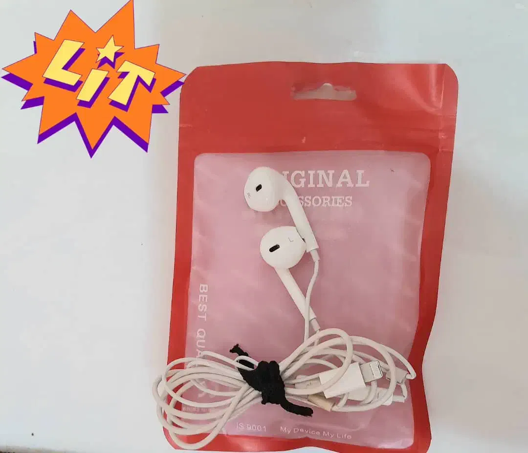 هدفون اورجینال آیفون درحدنو۳تا ب همراه میکروفون|لوازم جانبی موبایل و تبلت|چهاردانگه (تهران), |دیوار