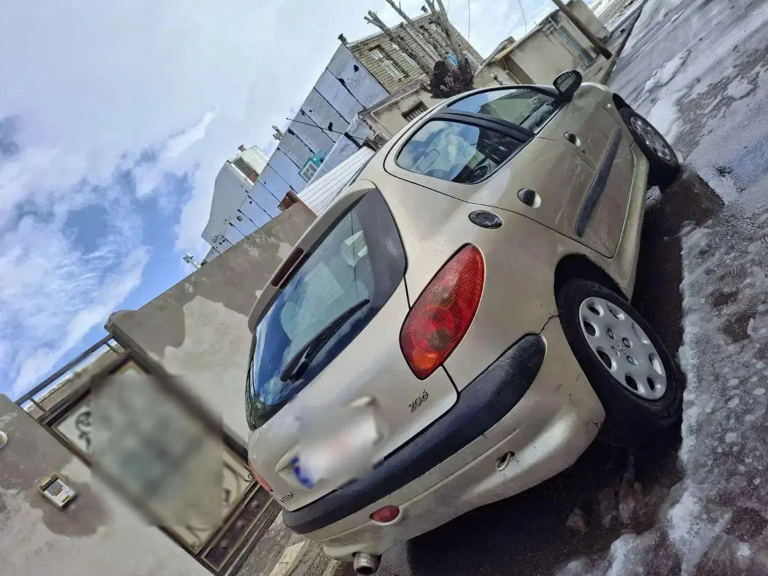 206|خودرو سواری و وانت|اراک, |دیوار