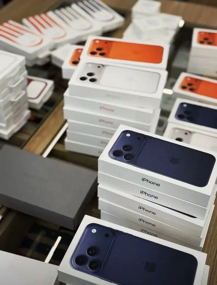 آیفون 17promax فول کپی ترین در بازار|موبایل|تهران, اکباتان|دیوار