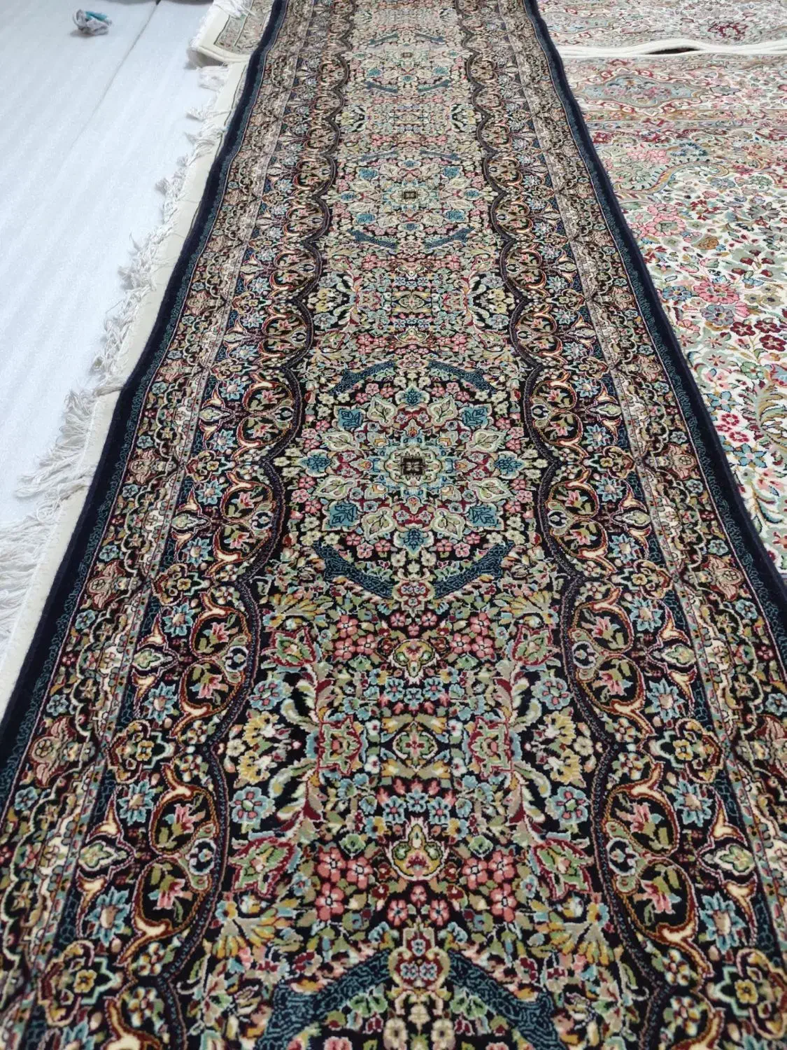 قالیچه راهرو و کناره|فرش|نیشابور, شریعتی|دیوار