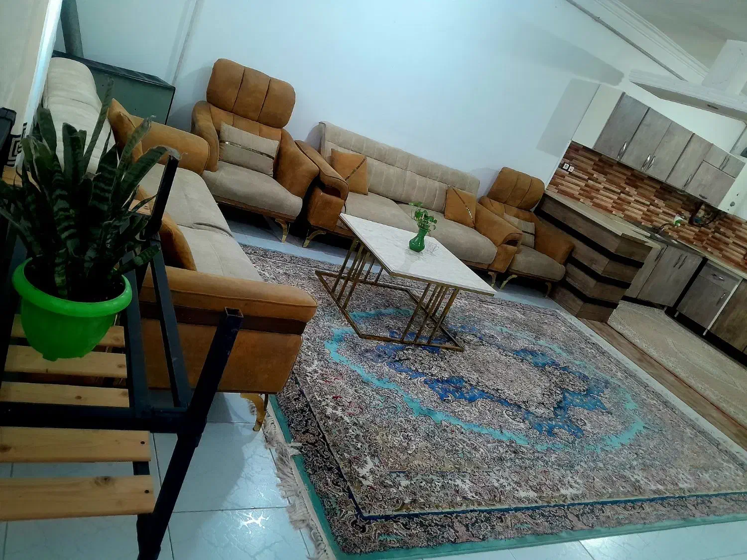 اجاره ی سوییت مبله|اجارهٔ کوتاهمدت آپارتمان و سوئیت|رشت, کوی عرفان|دیوار