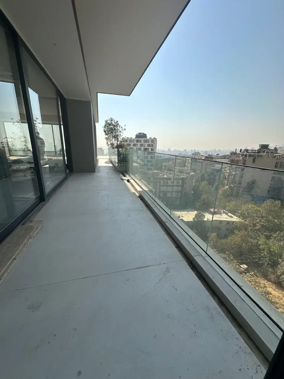 ۴۰۰ متر مدرن(۵۰متر تراس) با ویوو ۳جهت