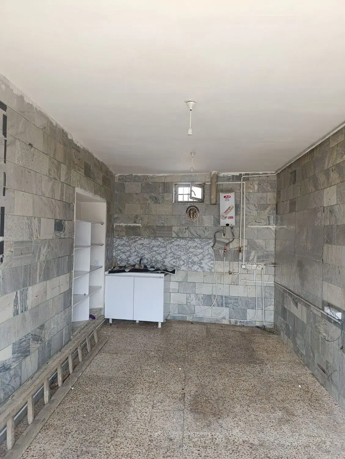 اجاره مغازه بلوار توحید|اجارهٔ مغازه و غرفه|سنندج, |دیوار