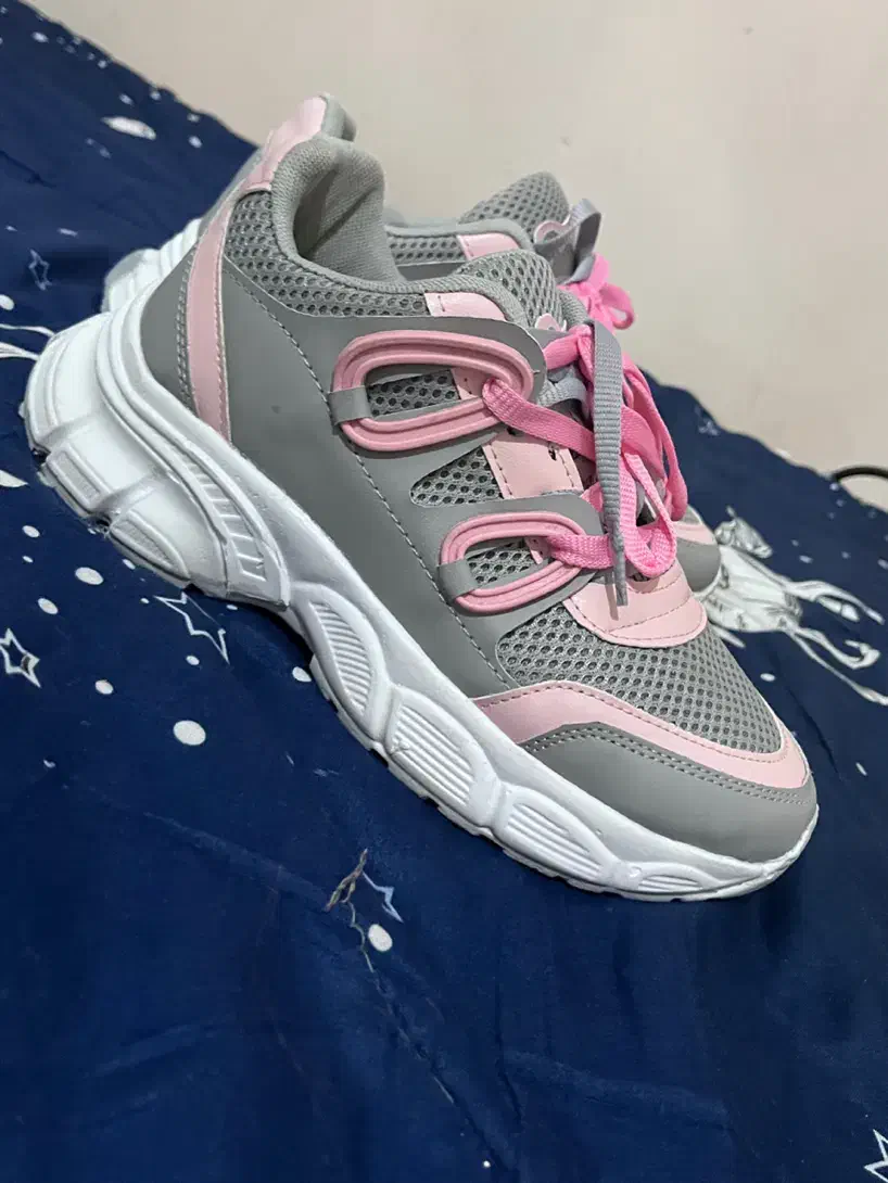 کتونی|کیف، کفش، کمربند|کرج, شاهین‌ویلا|دیوار