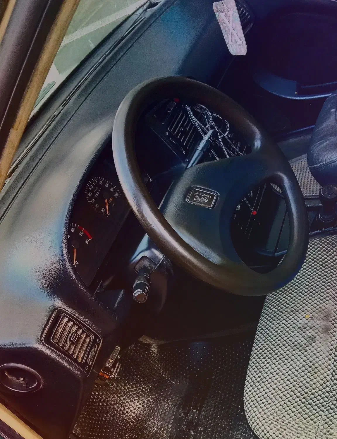 اردی مدل ۸۳|خودرو سواری و وانت|شاهین‌شهر, گزبرخوار|دیوار