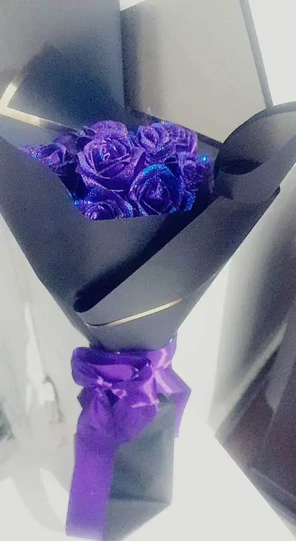 گل رز ربانی برای کادو|گل مصنوعی|شهرکرد, |دیوار