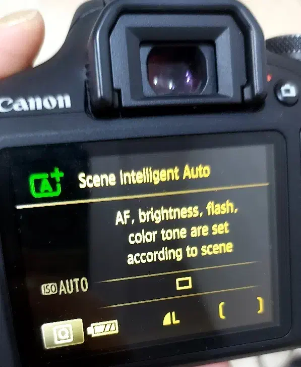 دوربین canon 2000D|دوربین عکاسی و فیلم‌برداری|رشت, کوی جام جم|دیوار