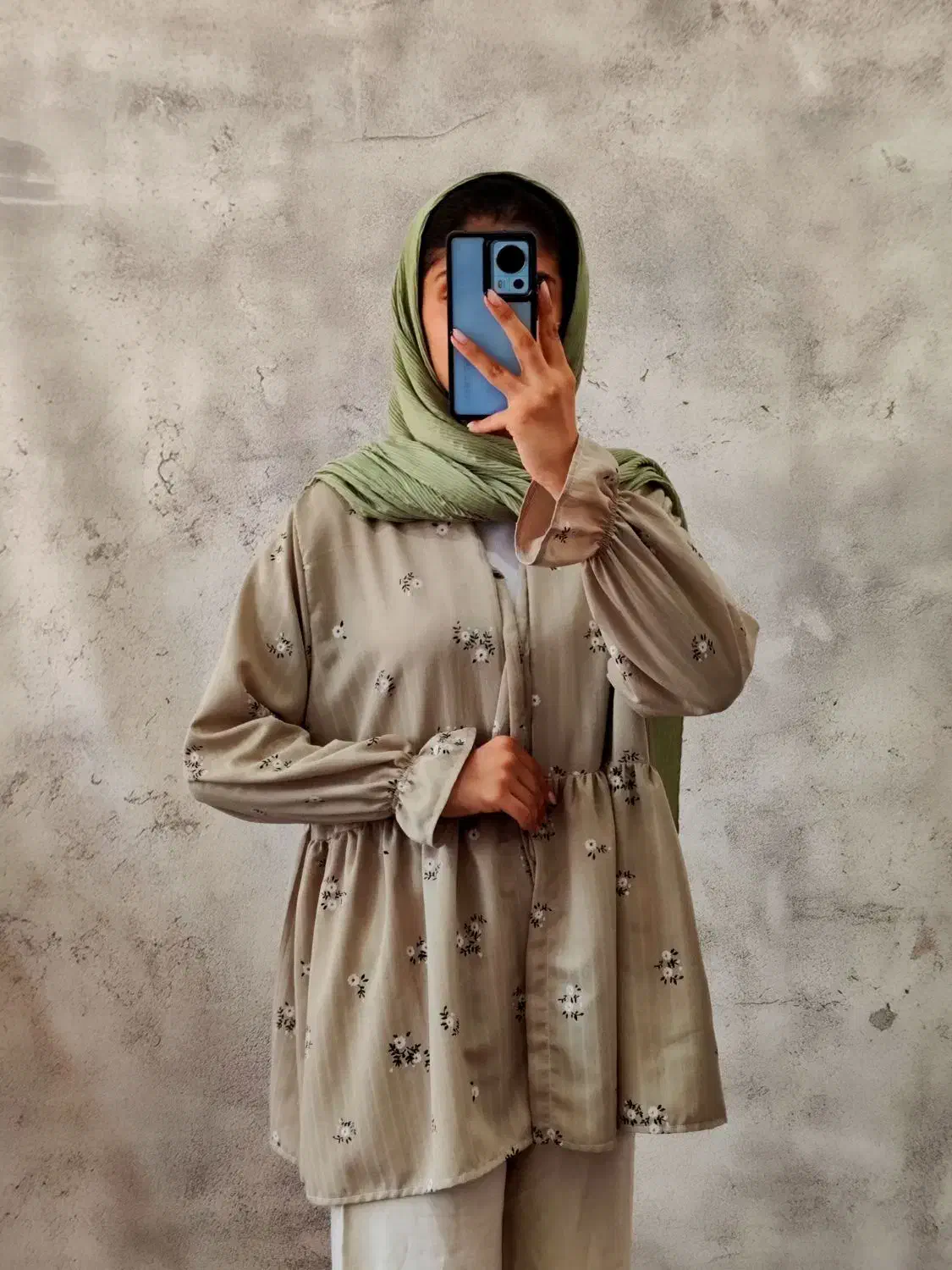 لباس|لباس|آزادشهر, |دیوار