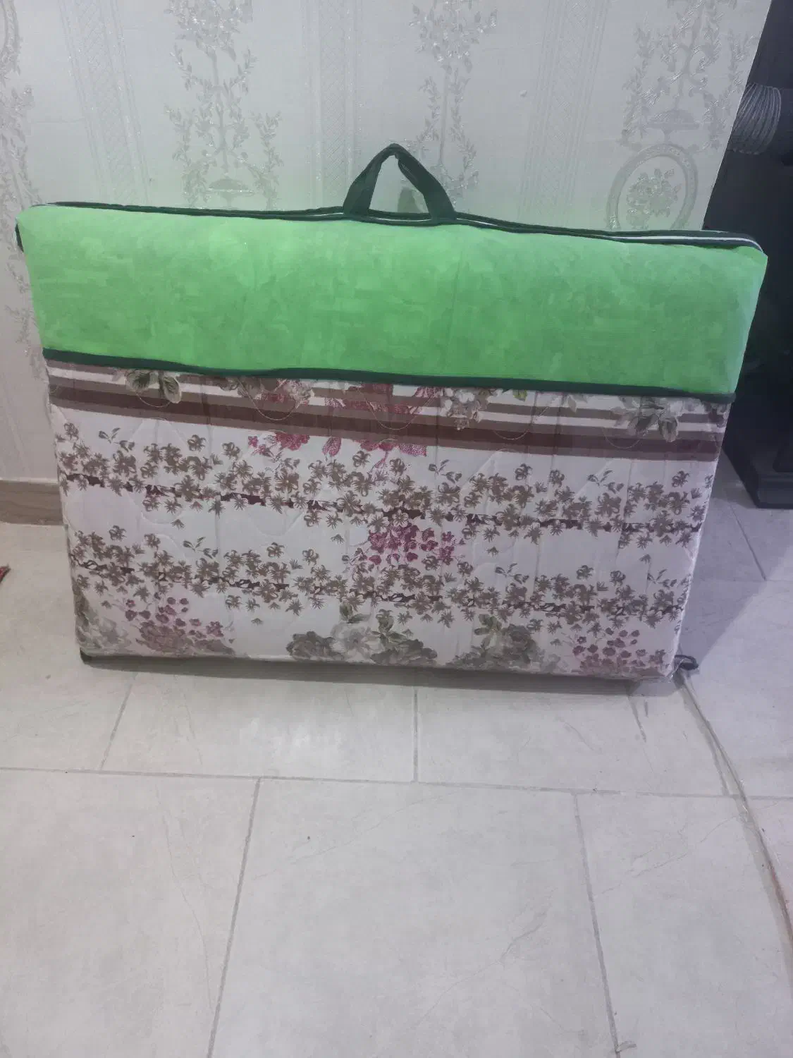 تشک اماده دورو نو 4 عدد موجوده شیک زیبا|تشک تختخواب|سمنان, |دیوار