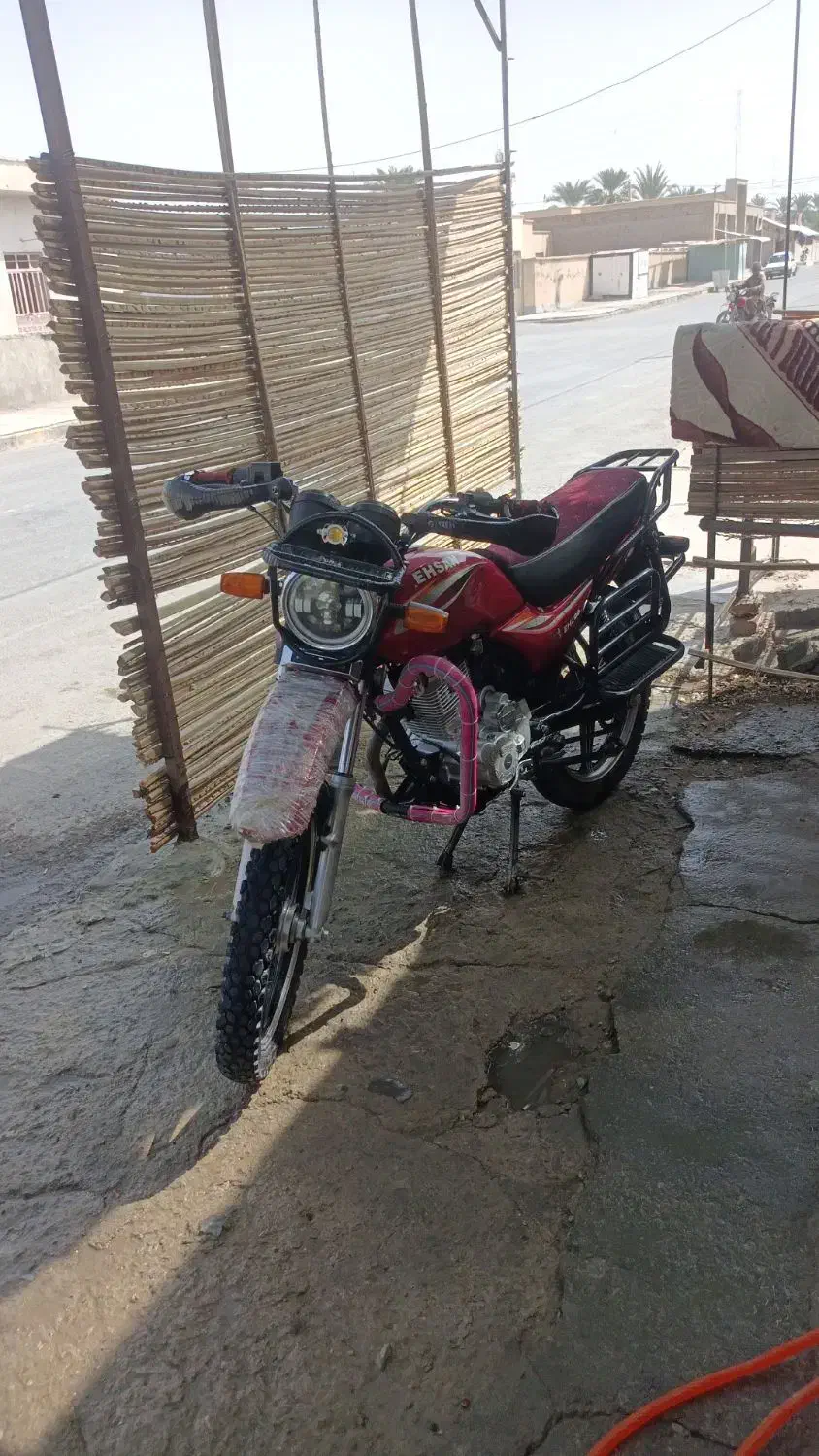 احسان شکاری سوچک ۲۰۰|موتورسیکلت|جالق, |دیوار