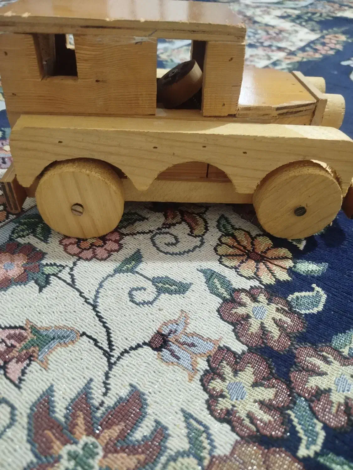 ماشین چوبی|اسباب‌‌بازی|اردبیل, |دیوار