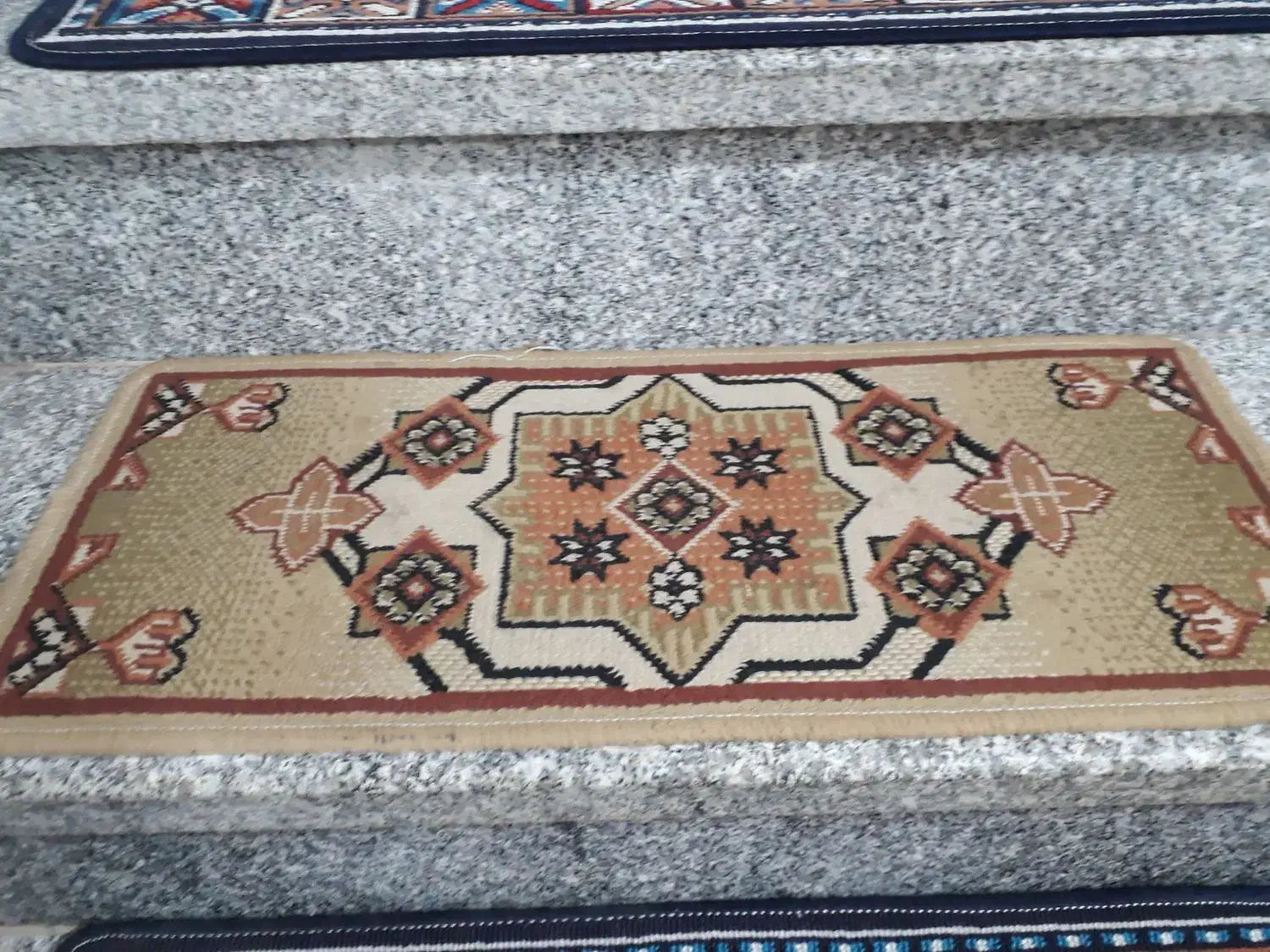 گلیم|گلیم، جاجیم، گبه|همدان, |دیوار