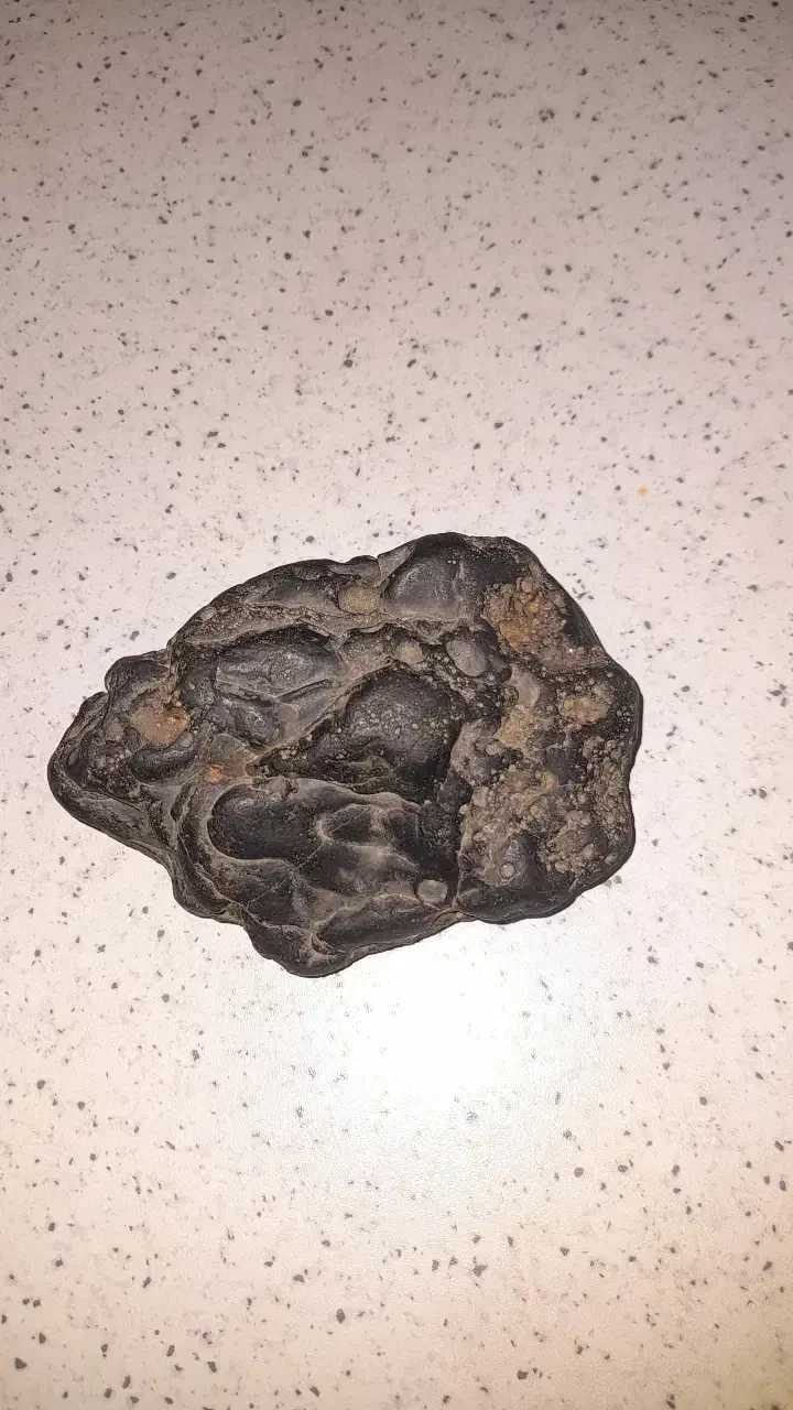 سنگ ناشناس|کلکسیون و سرگرمی|رشت, صفاری|دیوار