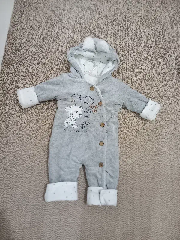 سرهم مخمل اسپرت|کفش و لباس بچه|خرمدره, |دیوار