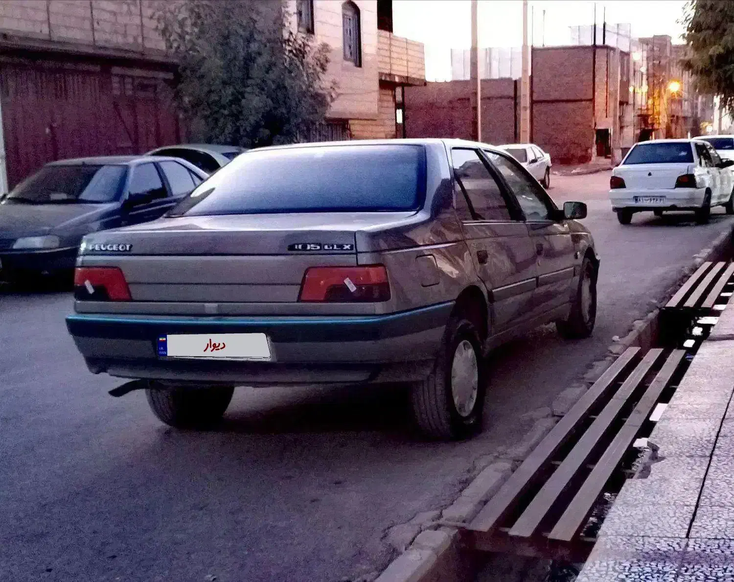 405مدل 88بدون رنگ|خودرو سواری و وانت|خرمآباد, |دیوار