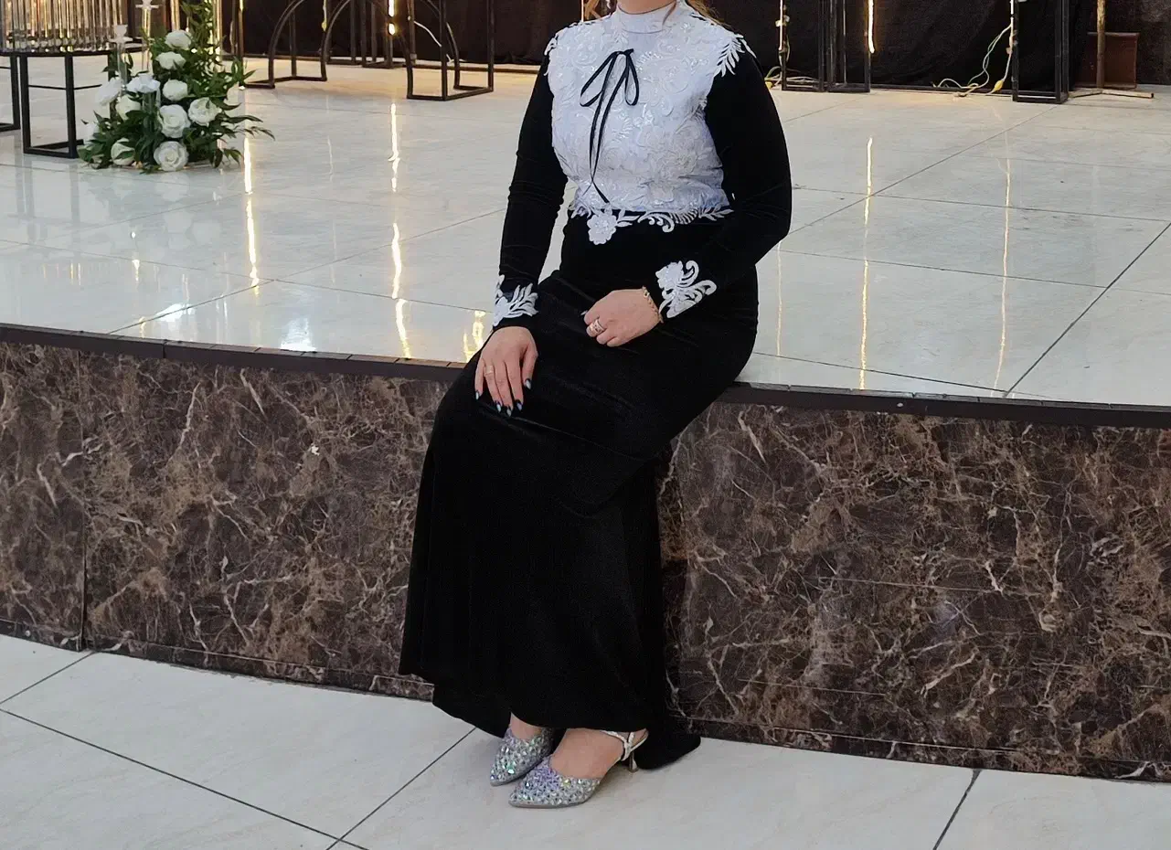 لباس مجلسی|لباس|اندیشه, اندیشه فاز ۳|دیوار