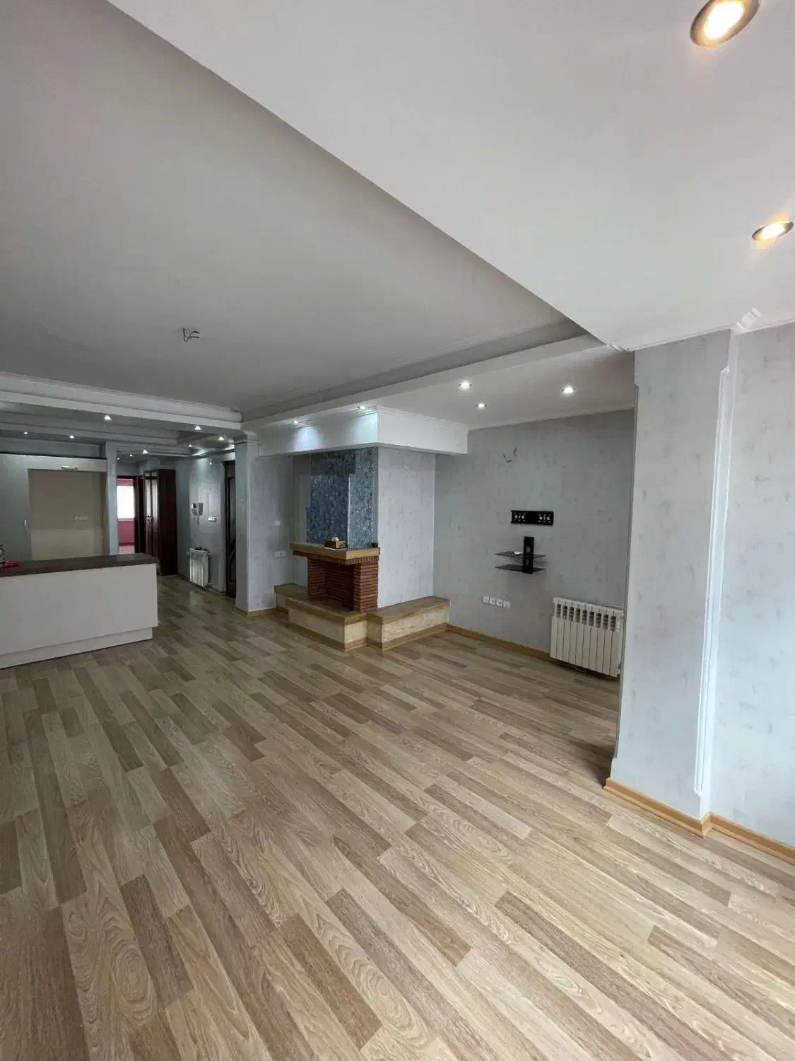 واحد۸۰ متری بلوار گیلان پارک آلمانیا|فروش آپارتمان|رشت, بلوار گیلان|دیوار