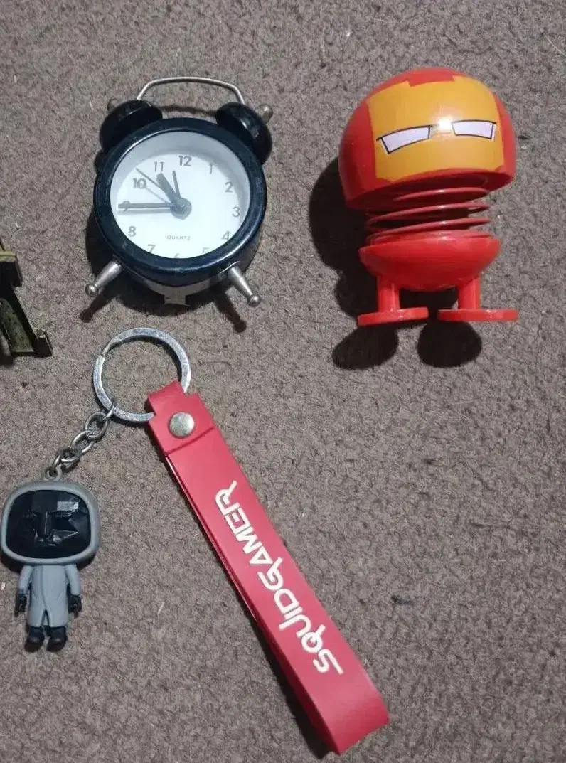 دکوری همه باهم ۲۰۰ تومان|صنایع دستی و سایر لوازم تزئینی|بندر انزلی, انصار الحسین|دیوار