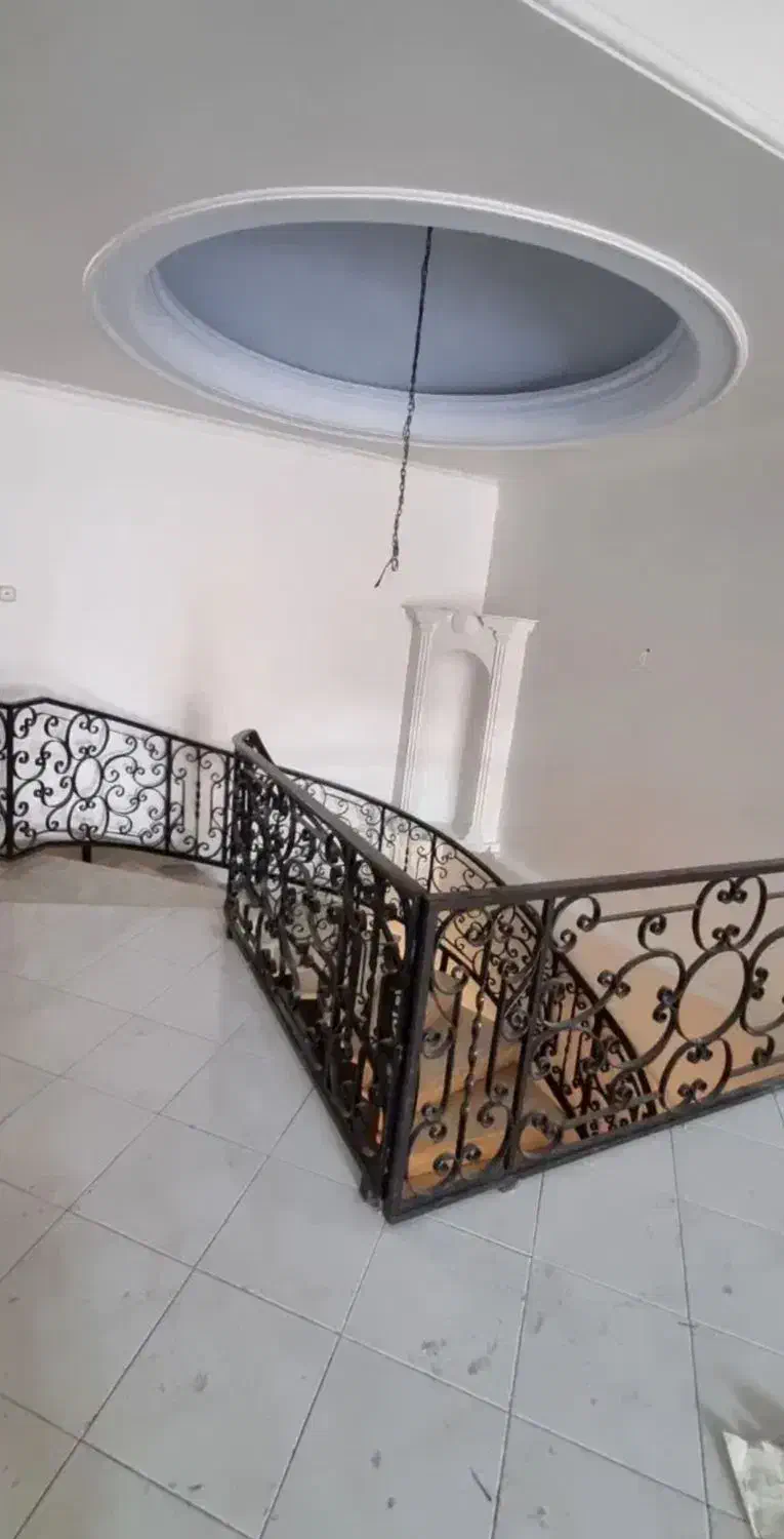 ۲۲۰ متر۳خواب/ویلادوبلکس/کاربری‌مسکونی،اداری